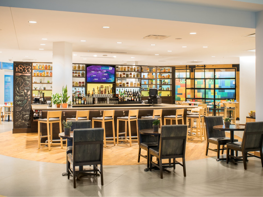 The Hotel at Oberlin主图