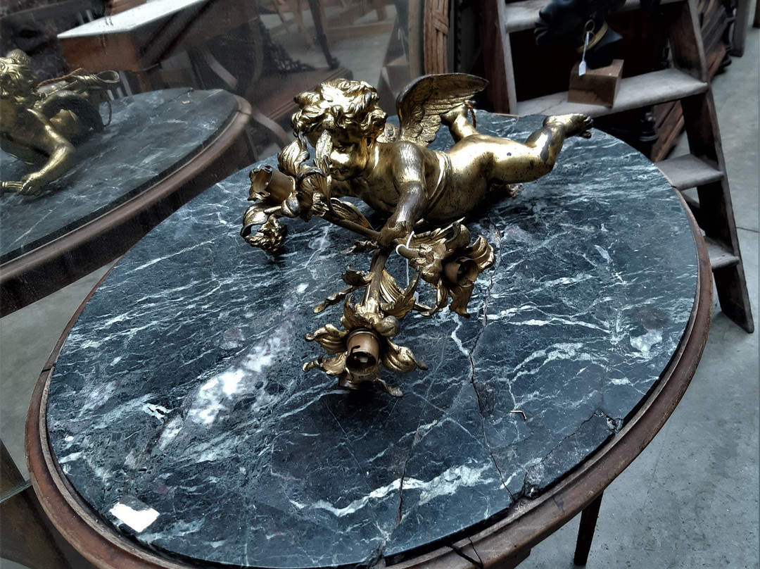 Antiquites Rodriguez Decoration-圣旺必去景点