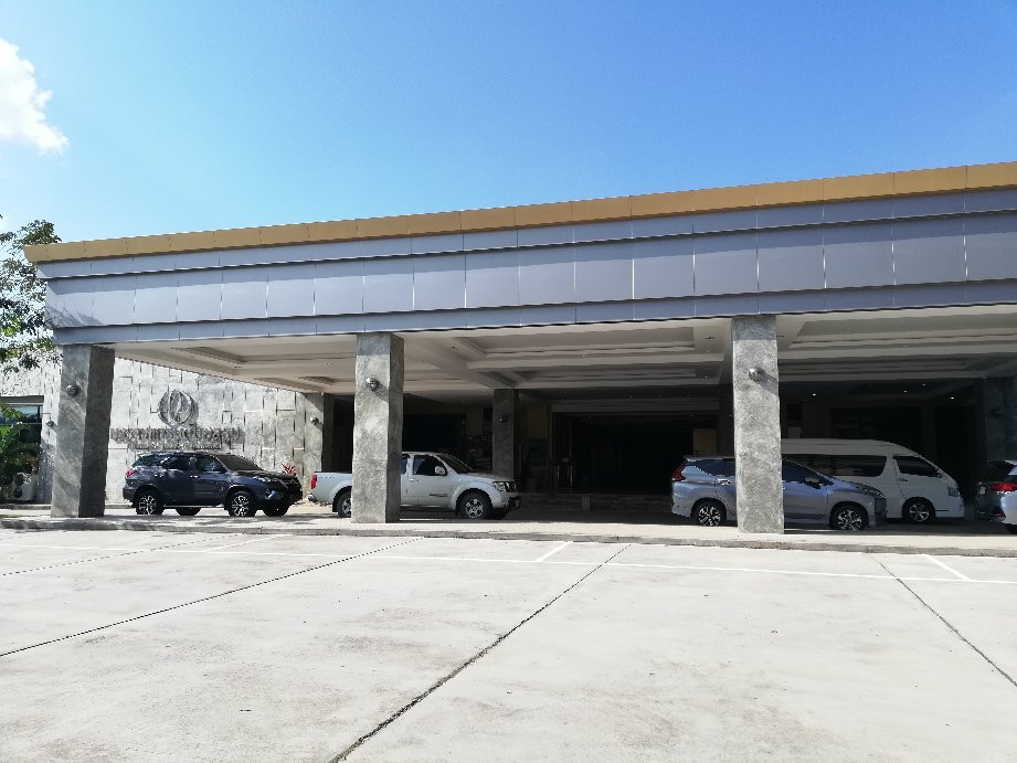 本迥布力酒店主图