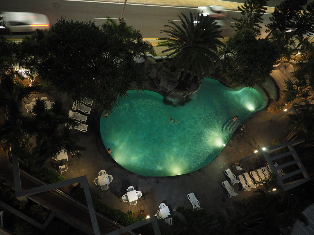 阿尔法星座度假酒店主图