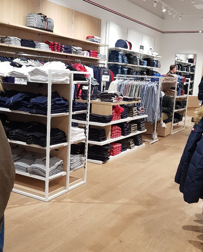 Factory Outlet Ursus景点图片