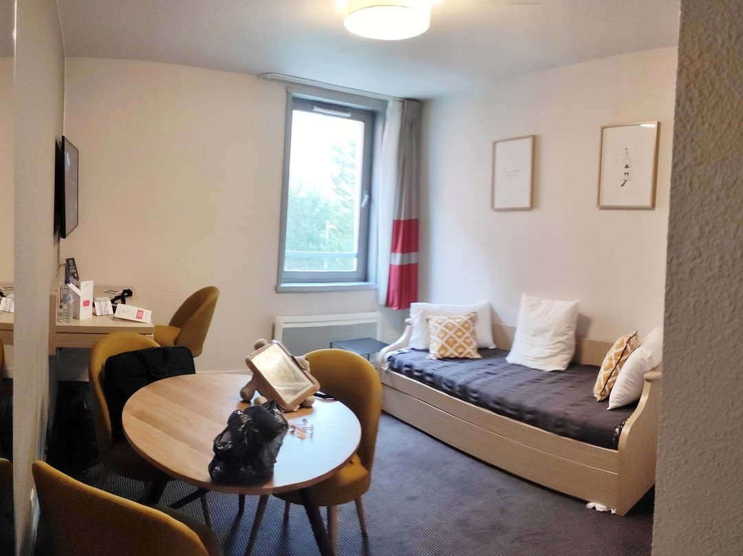 城市公寓里尔厄拉里尔酒店主图