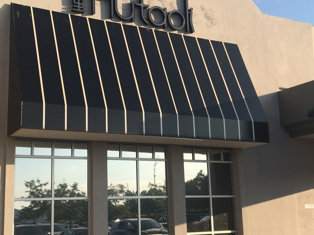 Hutaoli Music Restaurant & Bar