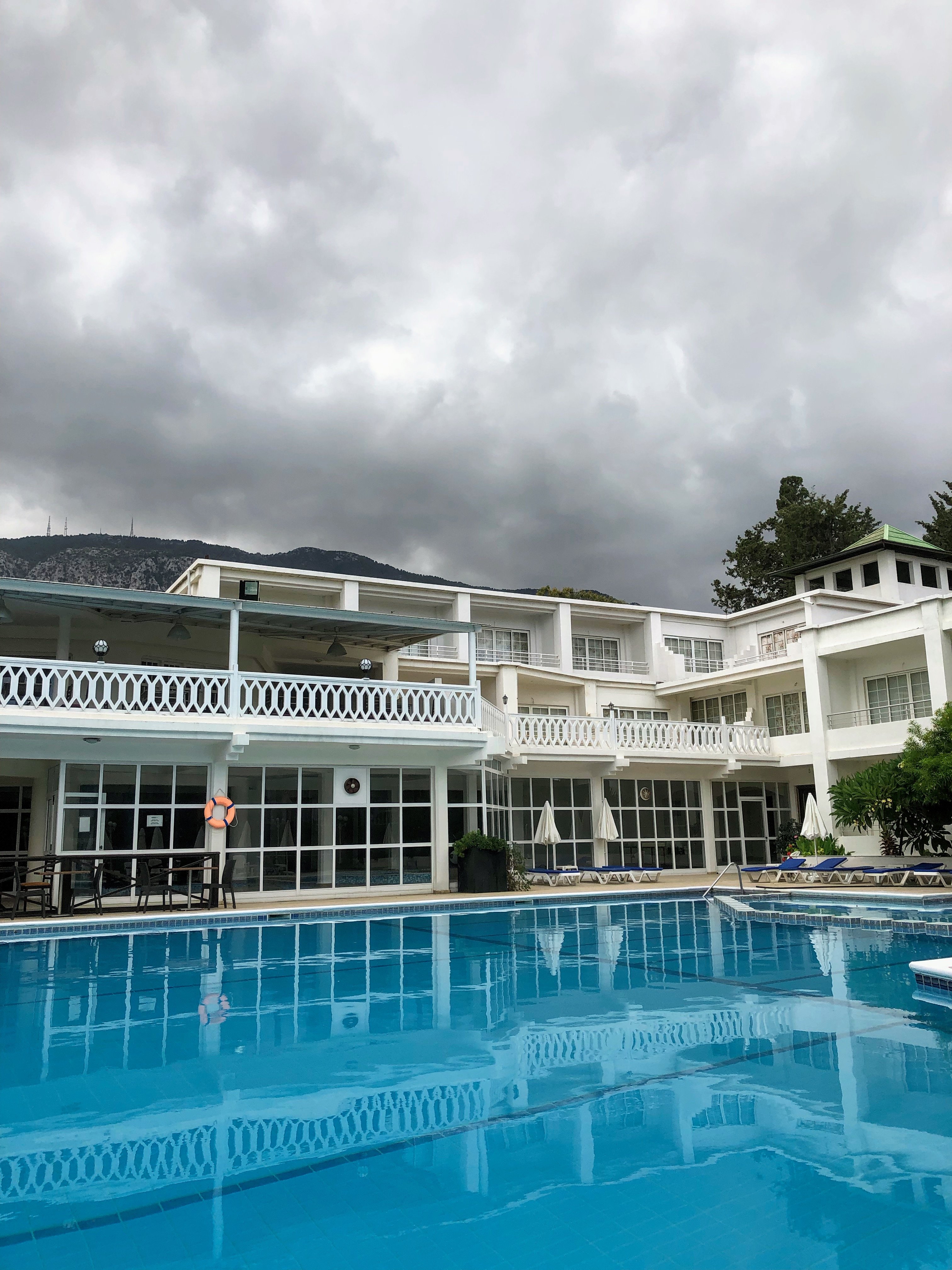 LA Hotel & Resort-官方