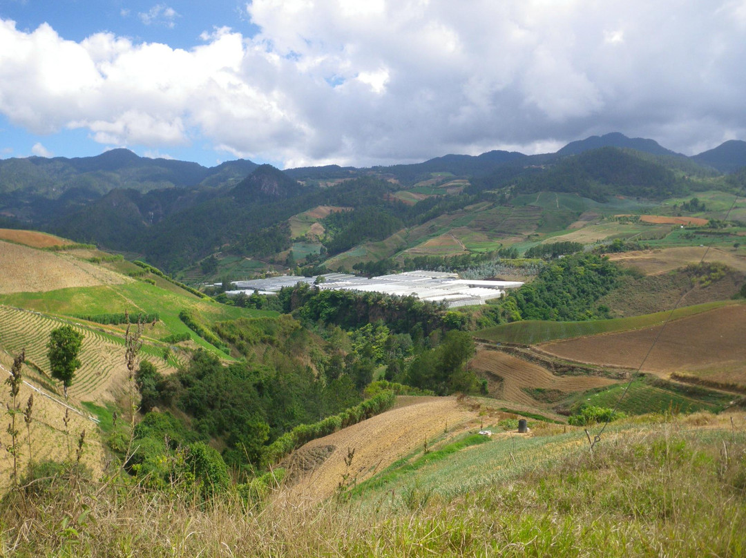 Arroyo Manteca旅游景点-Salto de Aguas Blancas
