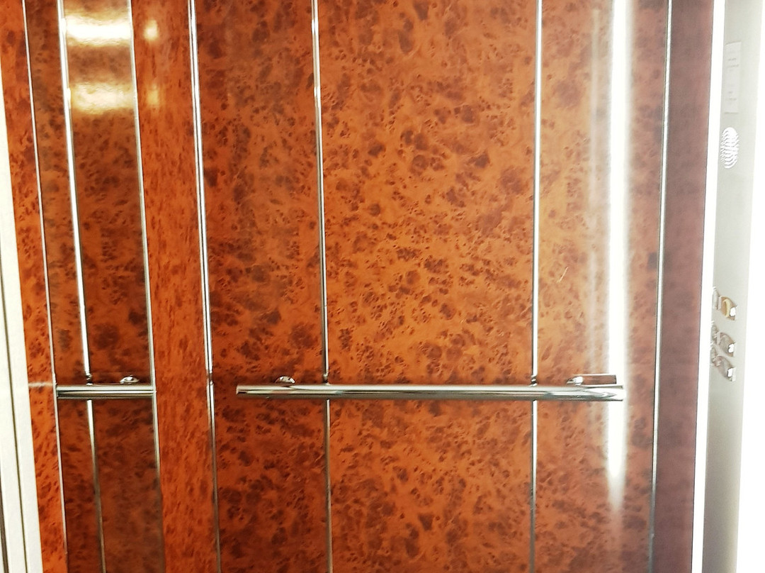 阿斯纳尔伯爵酒店主图