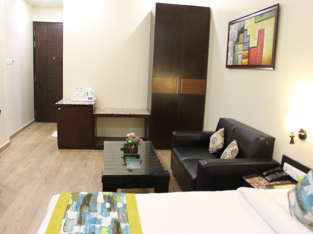 金苹果酒店主图