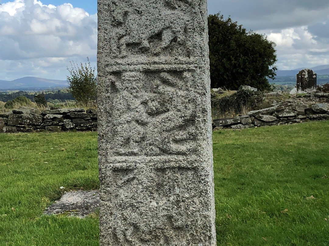 Old Kilcullen Round Tower and High Cross-Kilcullen必去景点
