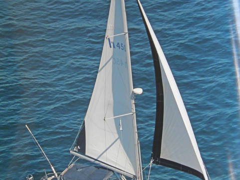 Charade Sailboat Charters - Day Tours-庞帕诺比奇必去景点