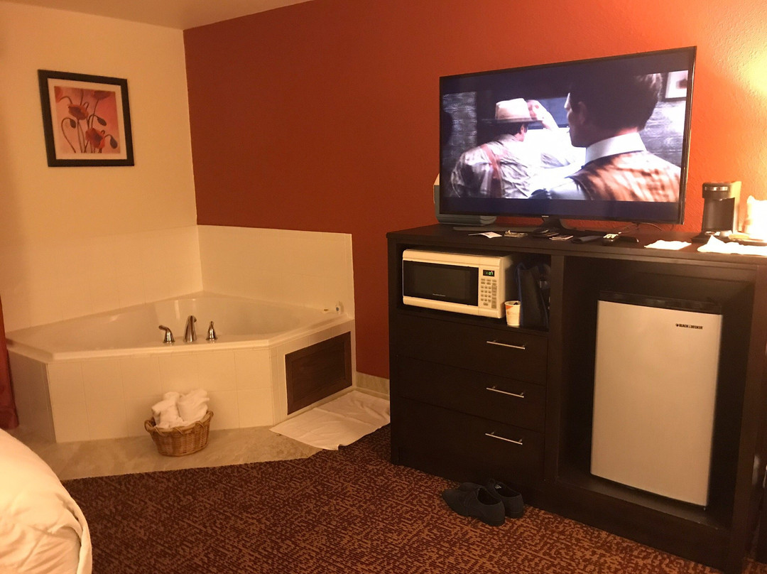 Rodeway Inn & Suites Near Okoboji Lake主图