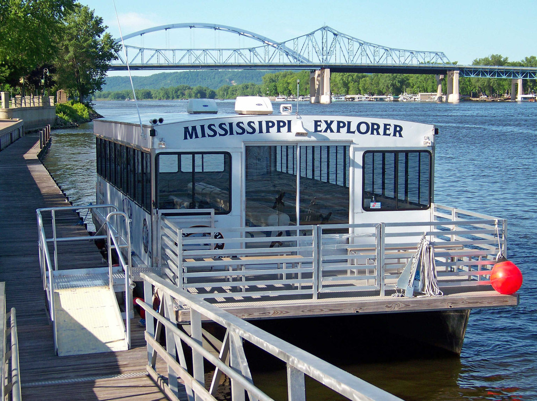 Mississippi Explorer Cruises景点图片
