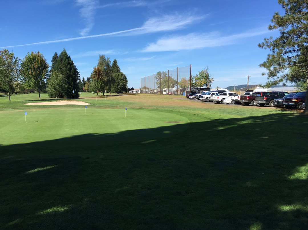 Riverside Golf Club景点图片