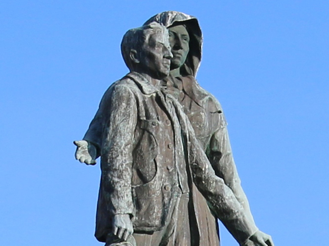 Le monument aux morts-Bastia必去景点