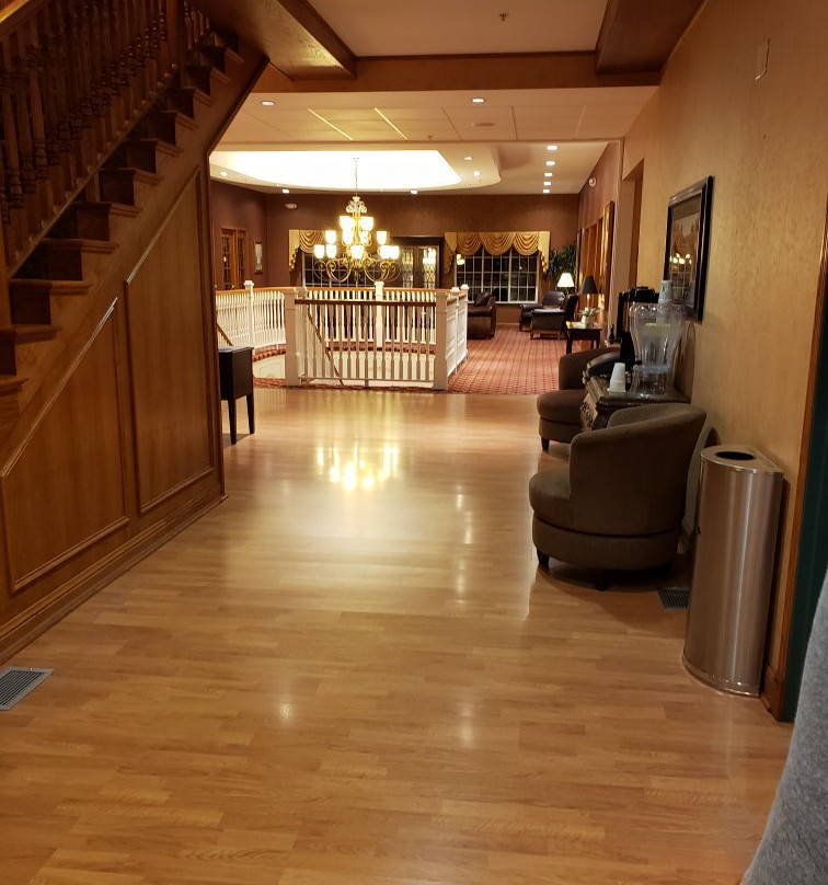 小镇乡村旅馆及套房酒店主图