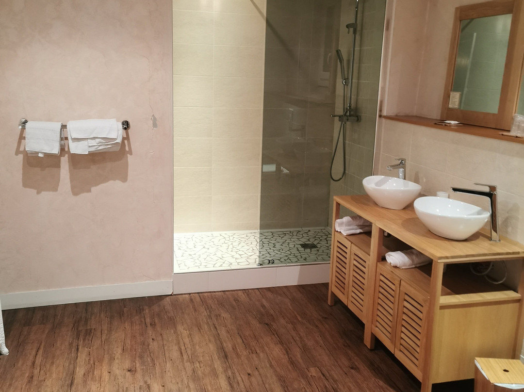 Le Fer à Cheval主图