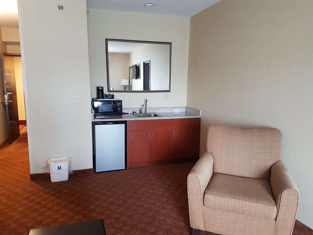 Comfort Inn & Suites - Saratoga Springs主图