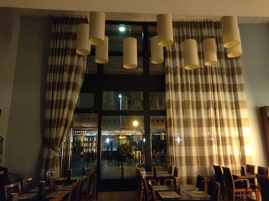 前卫机场酒店主图