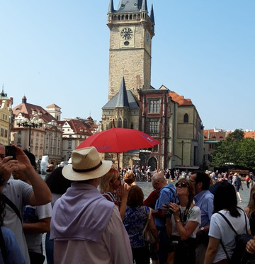 Dorado Tours - Persona Travel-布拉格必去景点