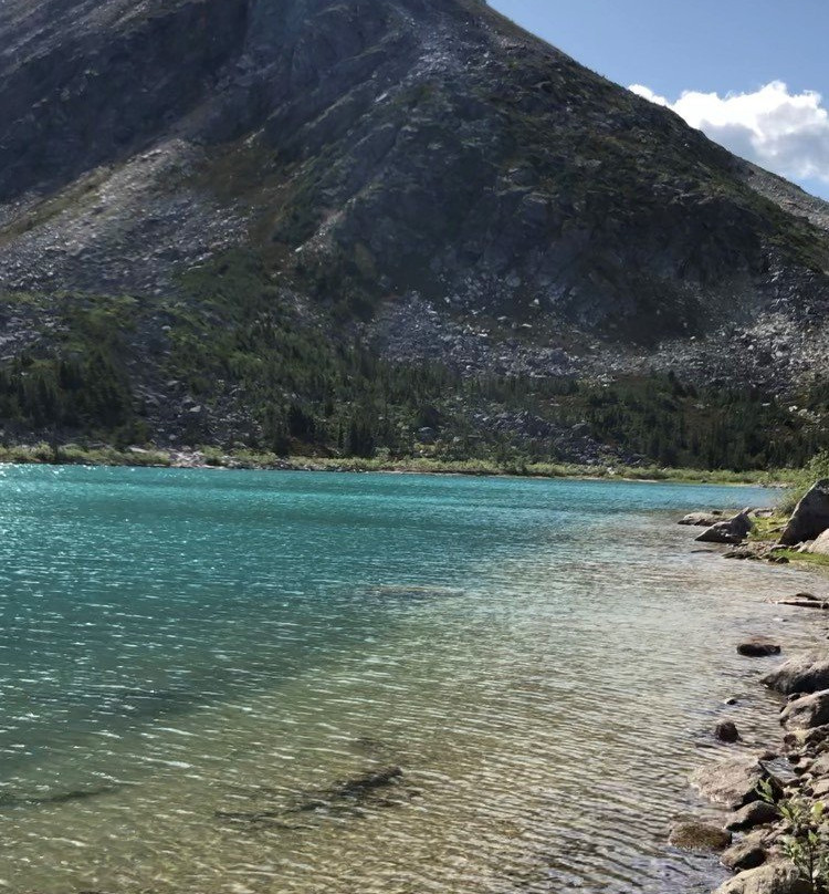 Upper Dewey Lake-史凯威必去景点