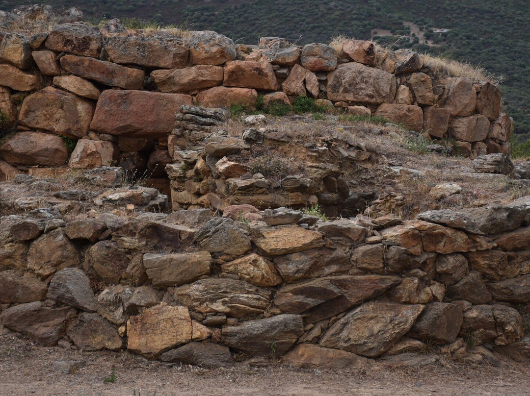 Nuraghe San Pietro-Torpè必去景点