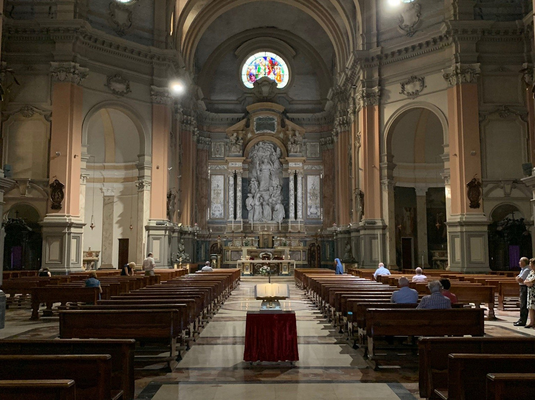 Tempio San Paolo-阿尔巴必去景点