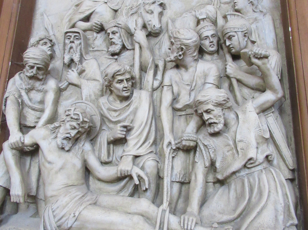 Église Saint-Vincent de Brissac景点图片