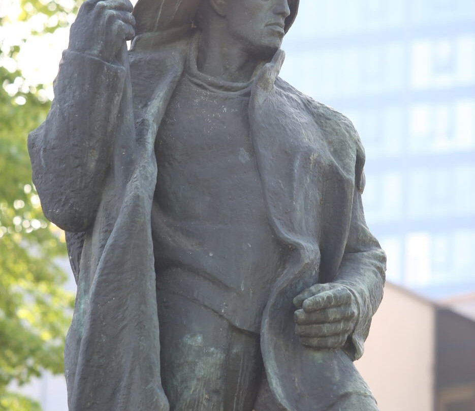 Monument To Fisherman-克莱佩达必去景点