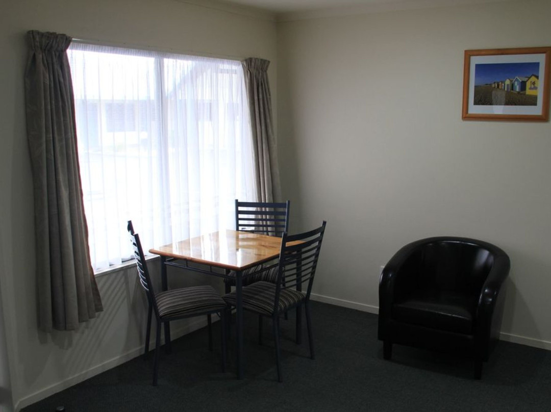 Bassingers Motor Lodge主图