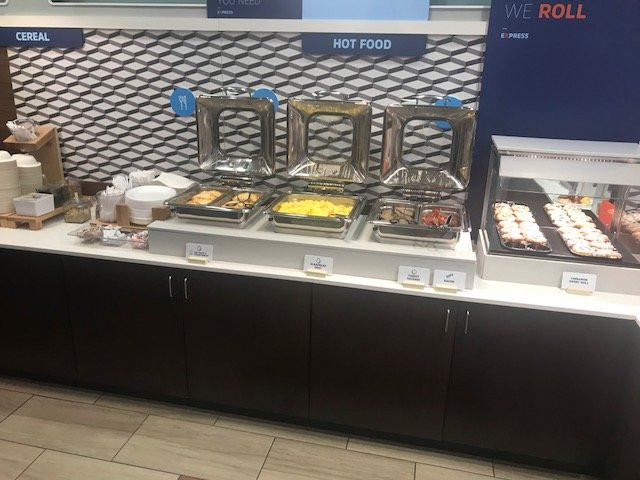 Holiday Inn Express & Suites Lake Zurich-Barrington by IHG主图