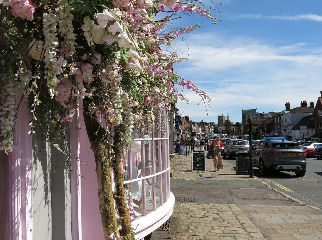 Marlborough High Street-马尔堡必去景点
