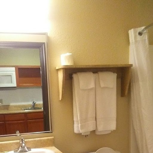 Woodspring Suites Washington DC Andrews AFB-浴室