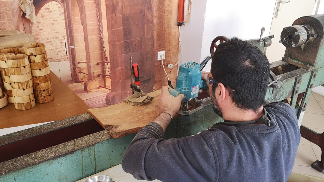 Olive Wood Traditional Workshop-Adele必去景点