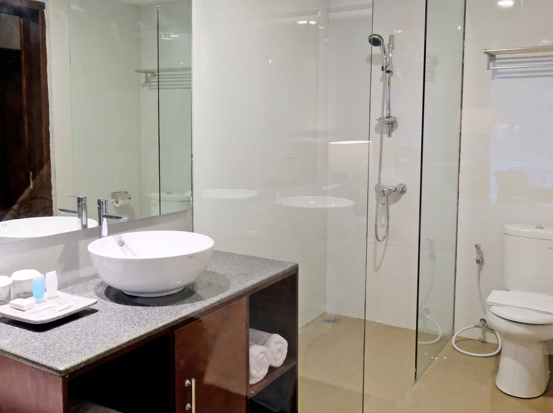 The Nalaya Hotel & Resto主图