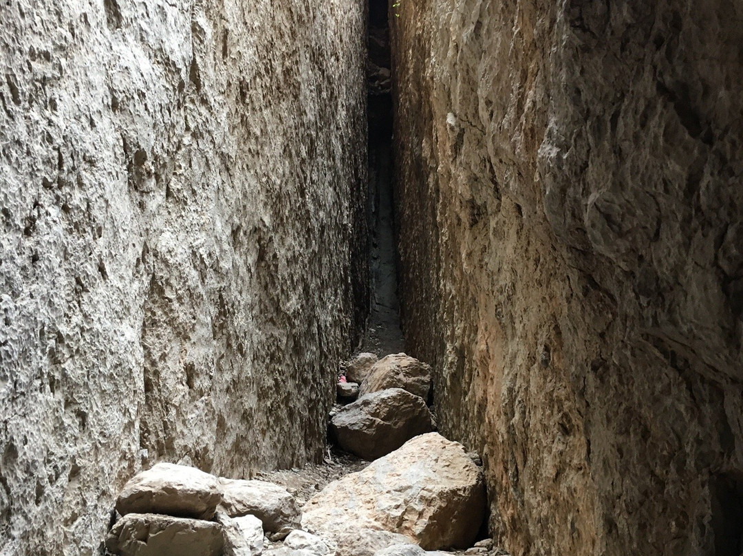 Jasana Cave-苏莱曼尼亚必去景点