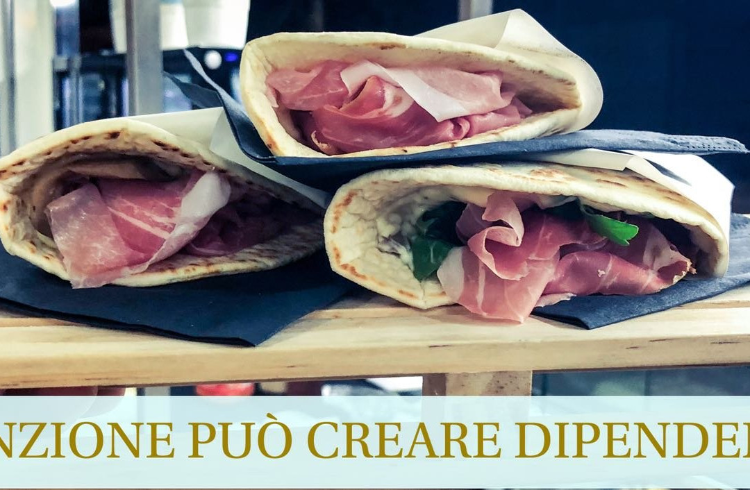Sarzano餐馆和美食-Striscia La Piadina