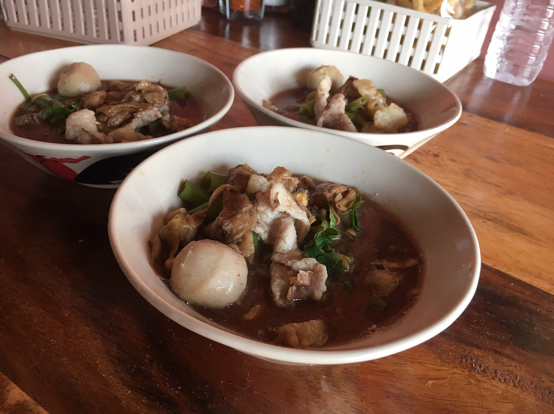 ก๋วยเตี๋ยวเรือเมืองพะเยา - ชามละ 12 บาท