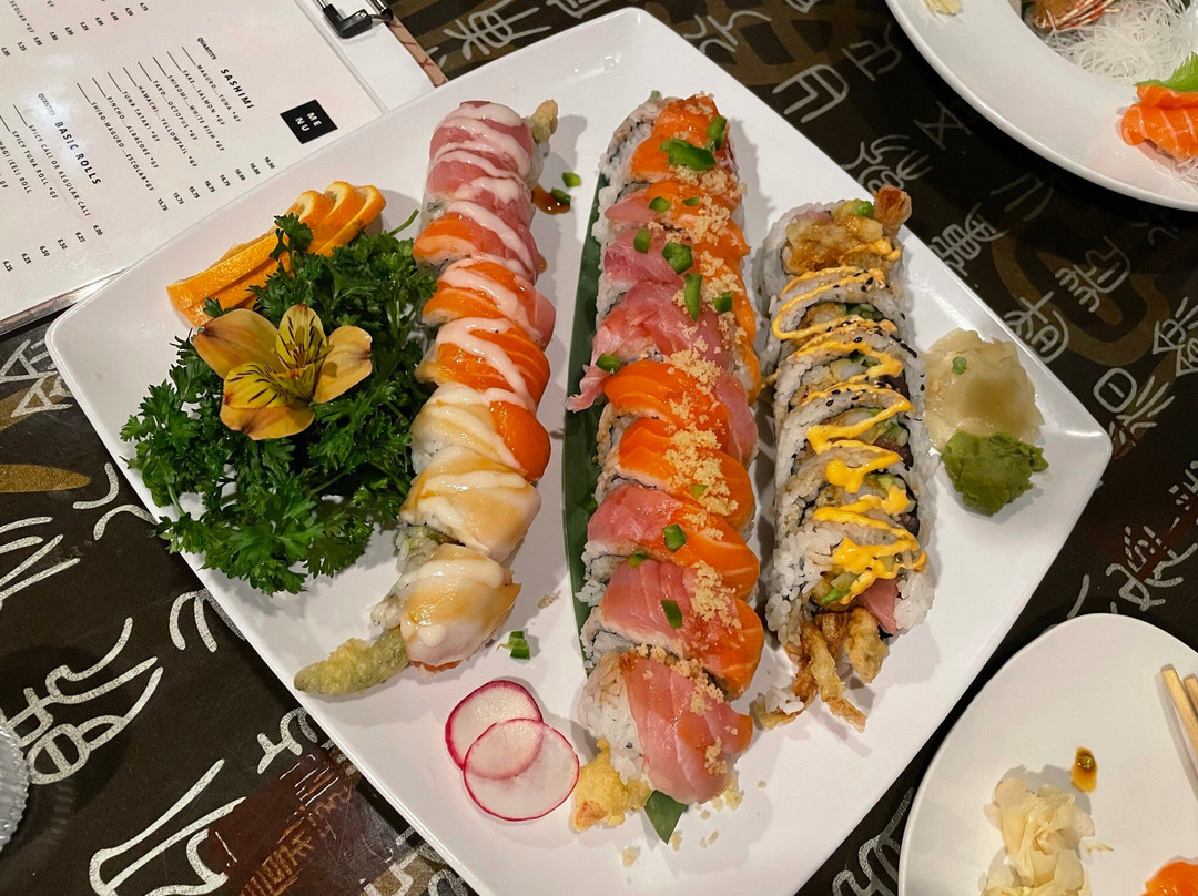 Dozo Sushi & Bar