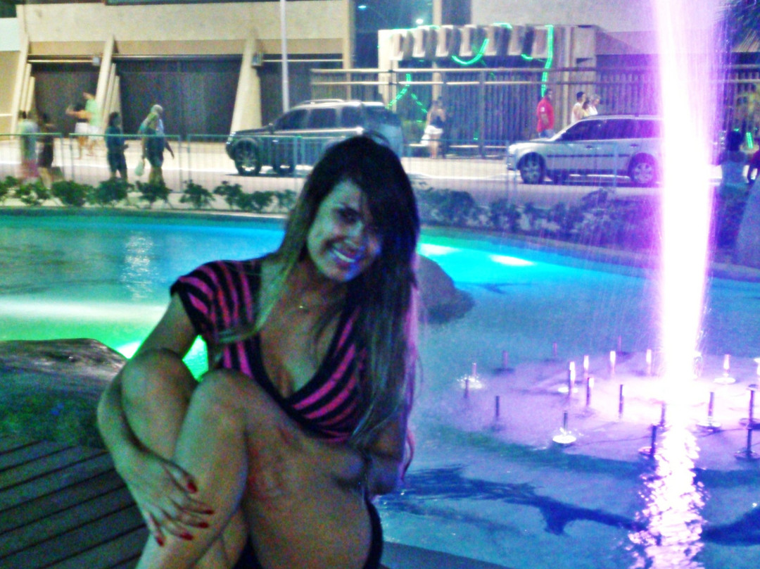 Praca Das Aguas-卡布弗里乌必去景点