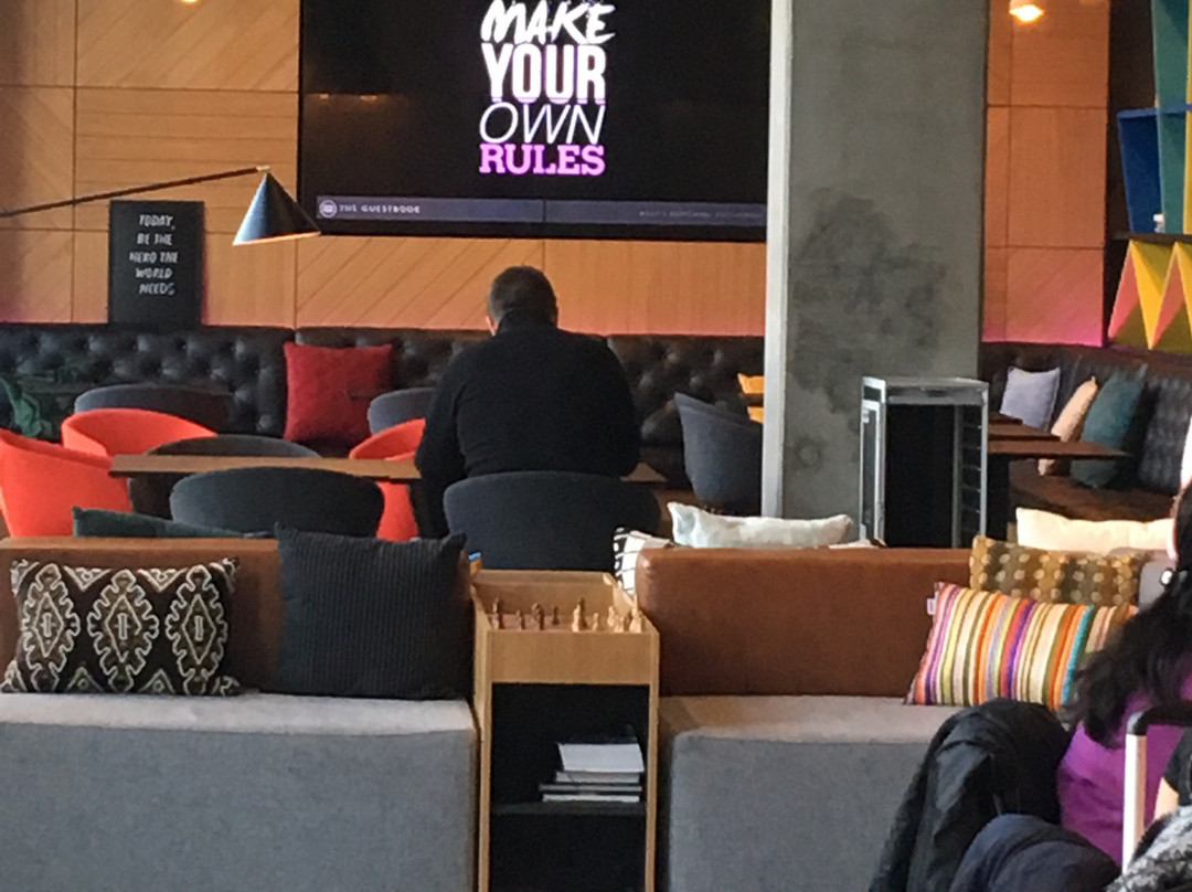 Moxy Milan Linate Airport主图