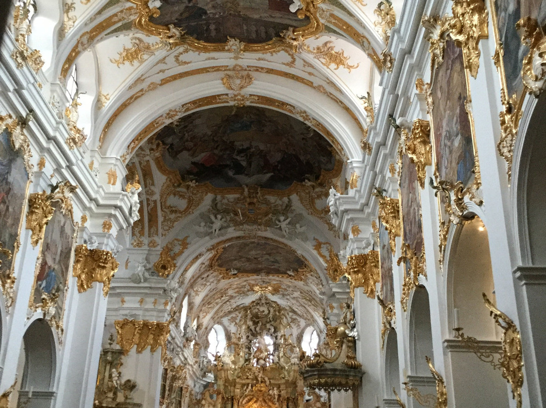 Basilica of the Nativity of Our Lady Regensburg景点图片