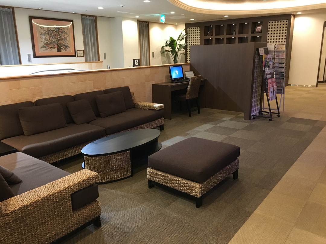 那霸久茂地里士满酒店主图