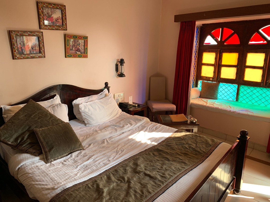 尼亚利哈尼酒店主图