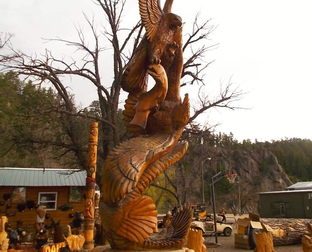 Dahl's Chainsaw Art-基斯通必去景点