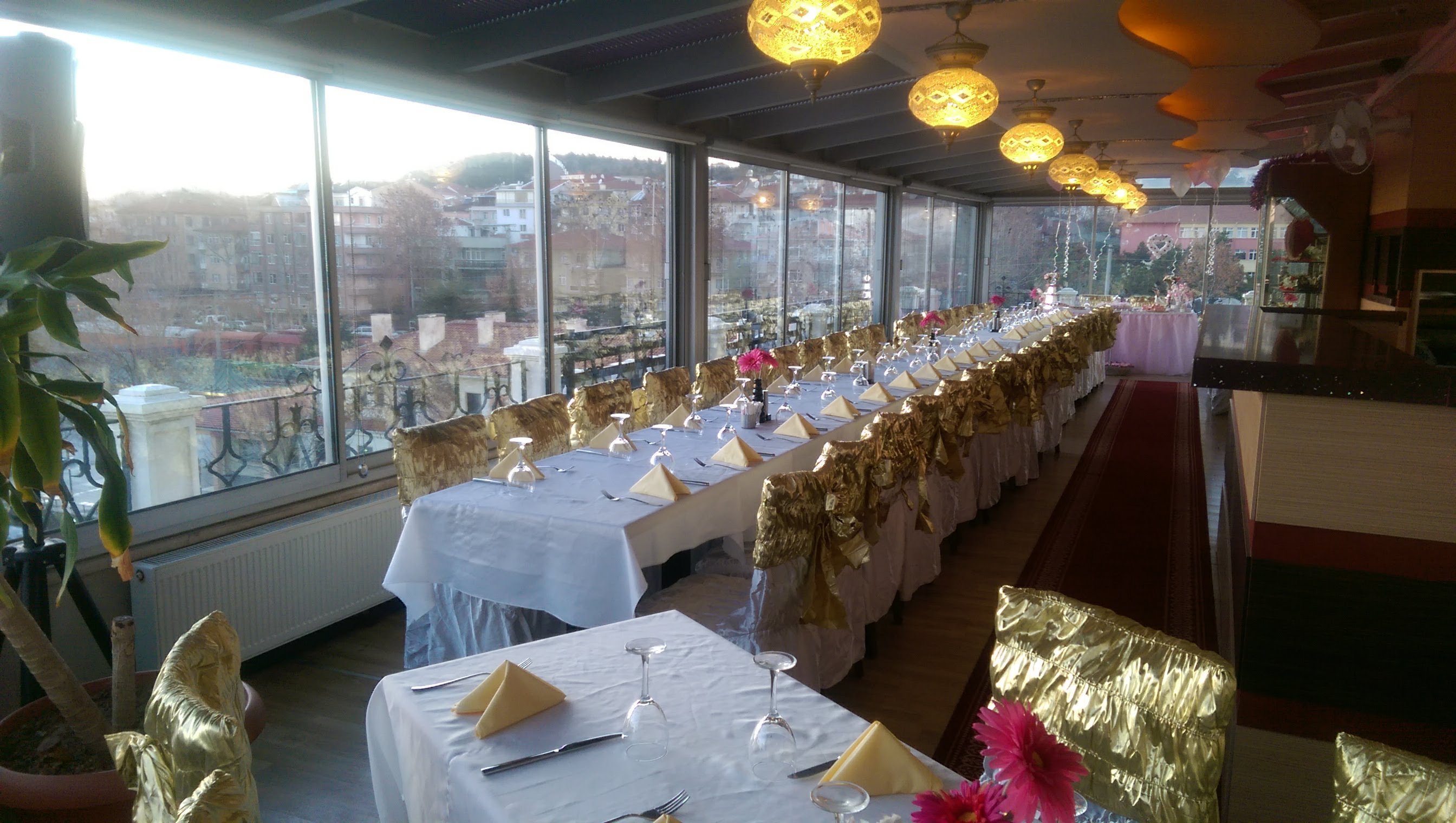 Ikbalhan Otel-餐饮