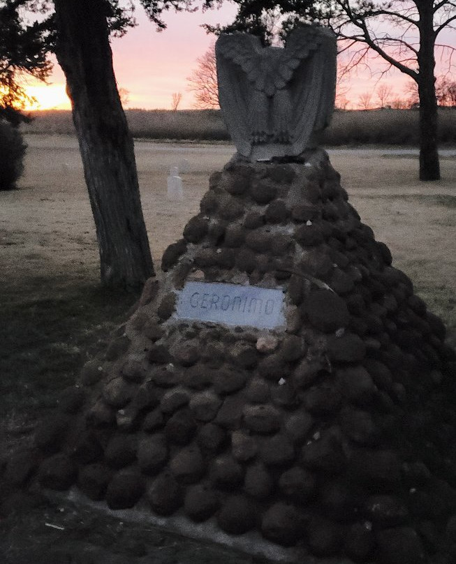 Geronimo's Grave-劳顿必去景点