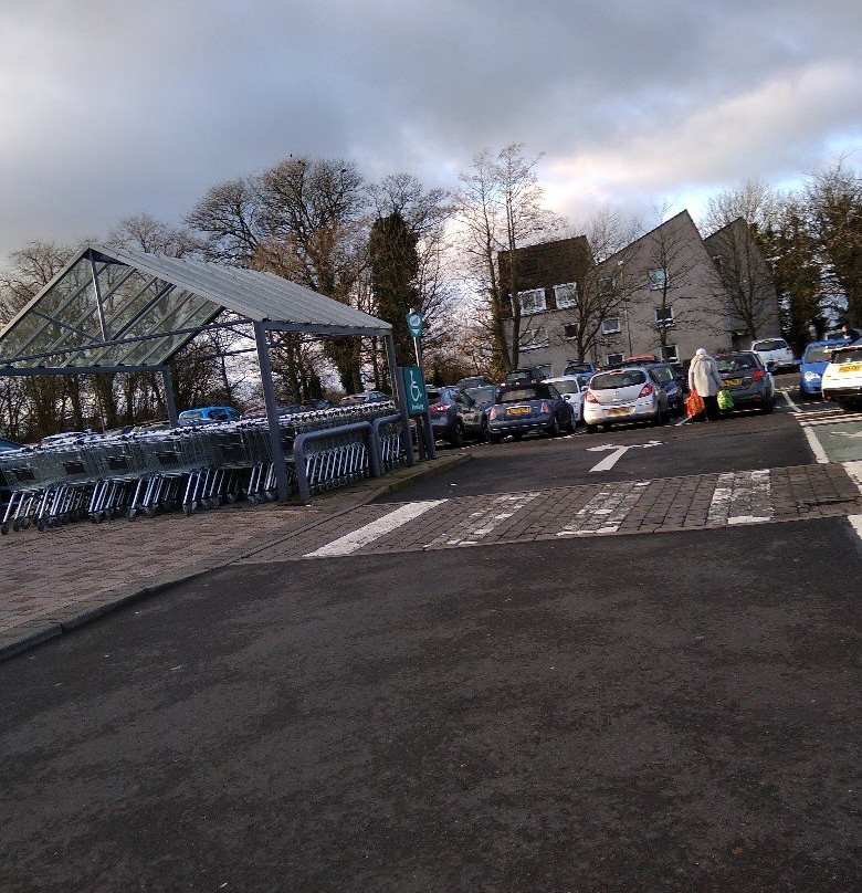 The Avenue Shopping Centre-Newton Mearns必去景点