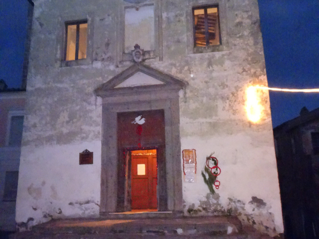 Chiesa del Santissimo Nome di Gesù-Calcata必去景点
