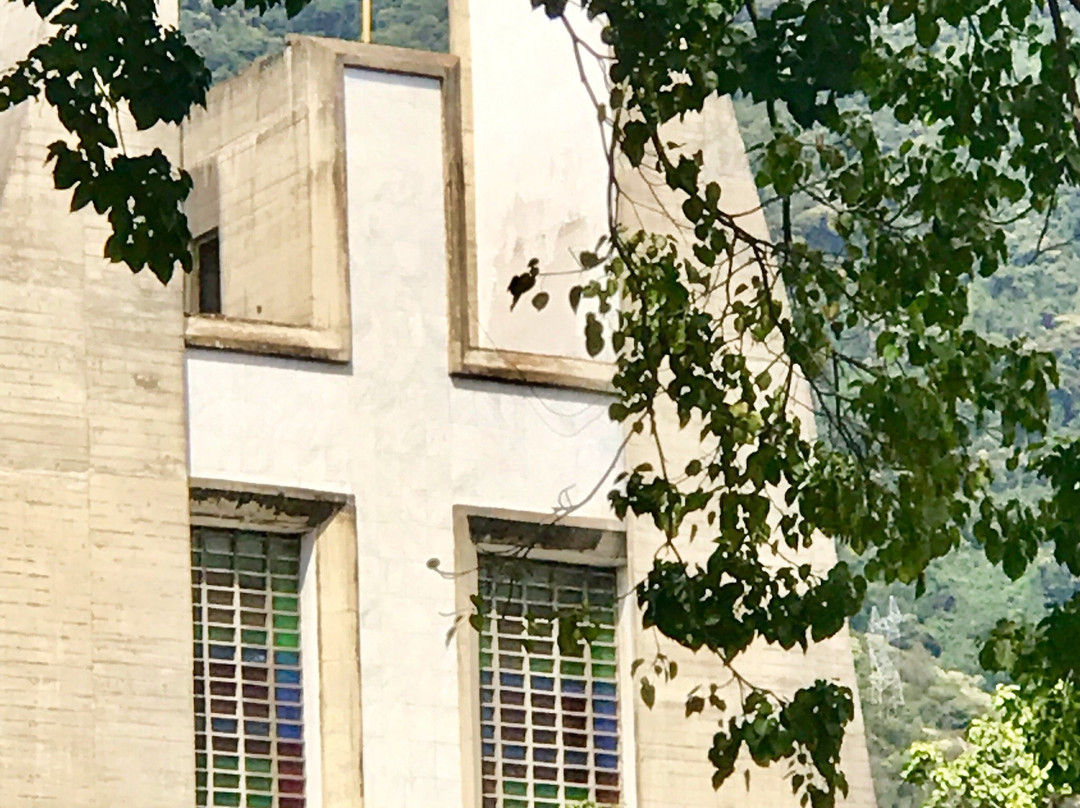 Los Dos Caminos旅游景点-Templo Nacional Don Bosco