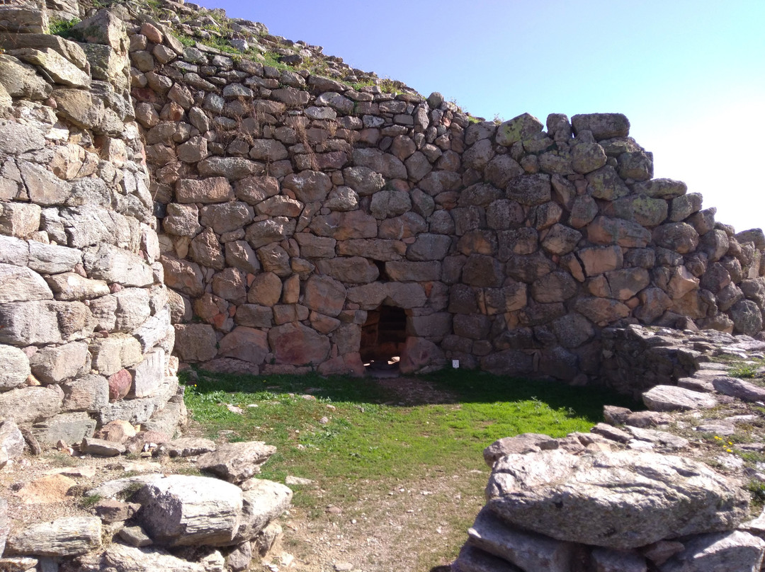 Nuraghe Nolza-Meana Sardo必去景点