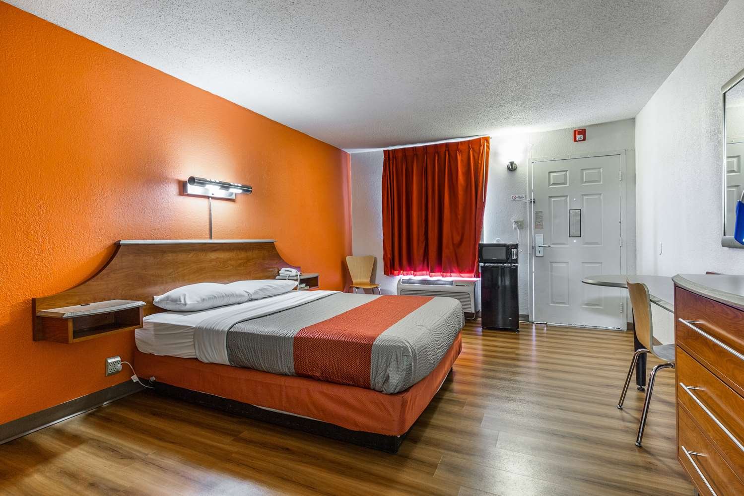 Motel 6 Mount Vernon-官方